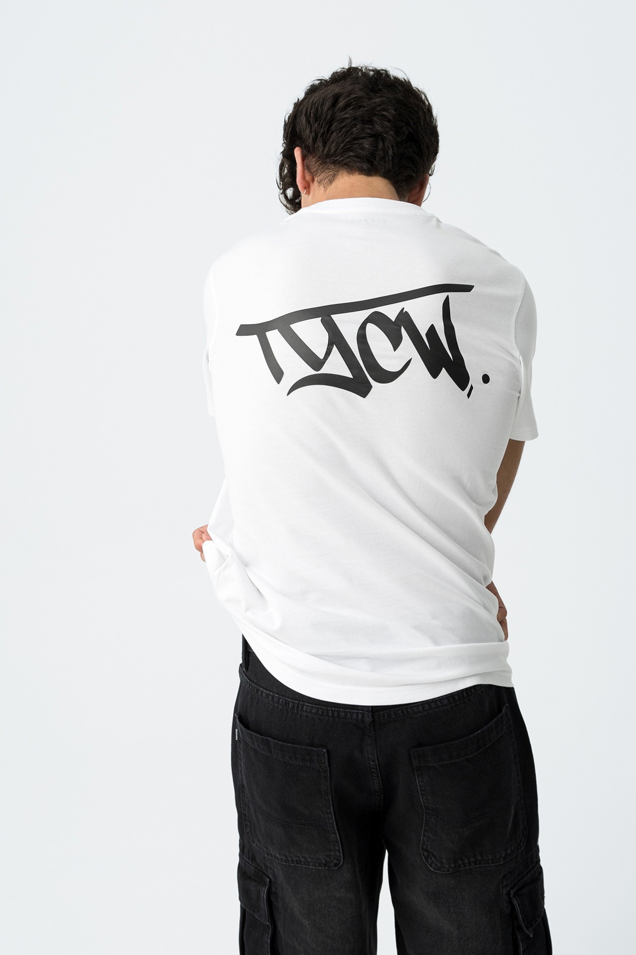 Camiseta Con Espalda Estampada TYCW