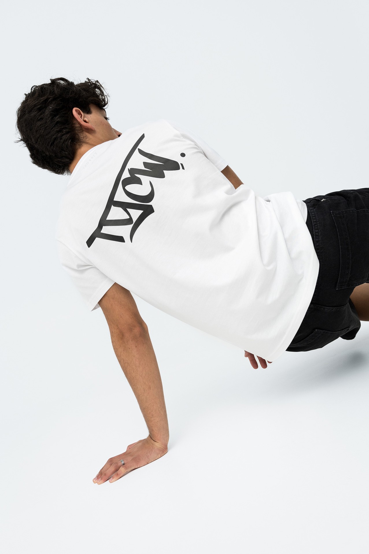 Camiseta Con Espalda Estampada TYCW