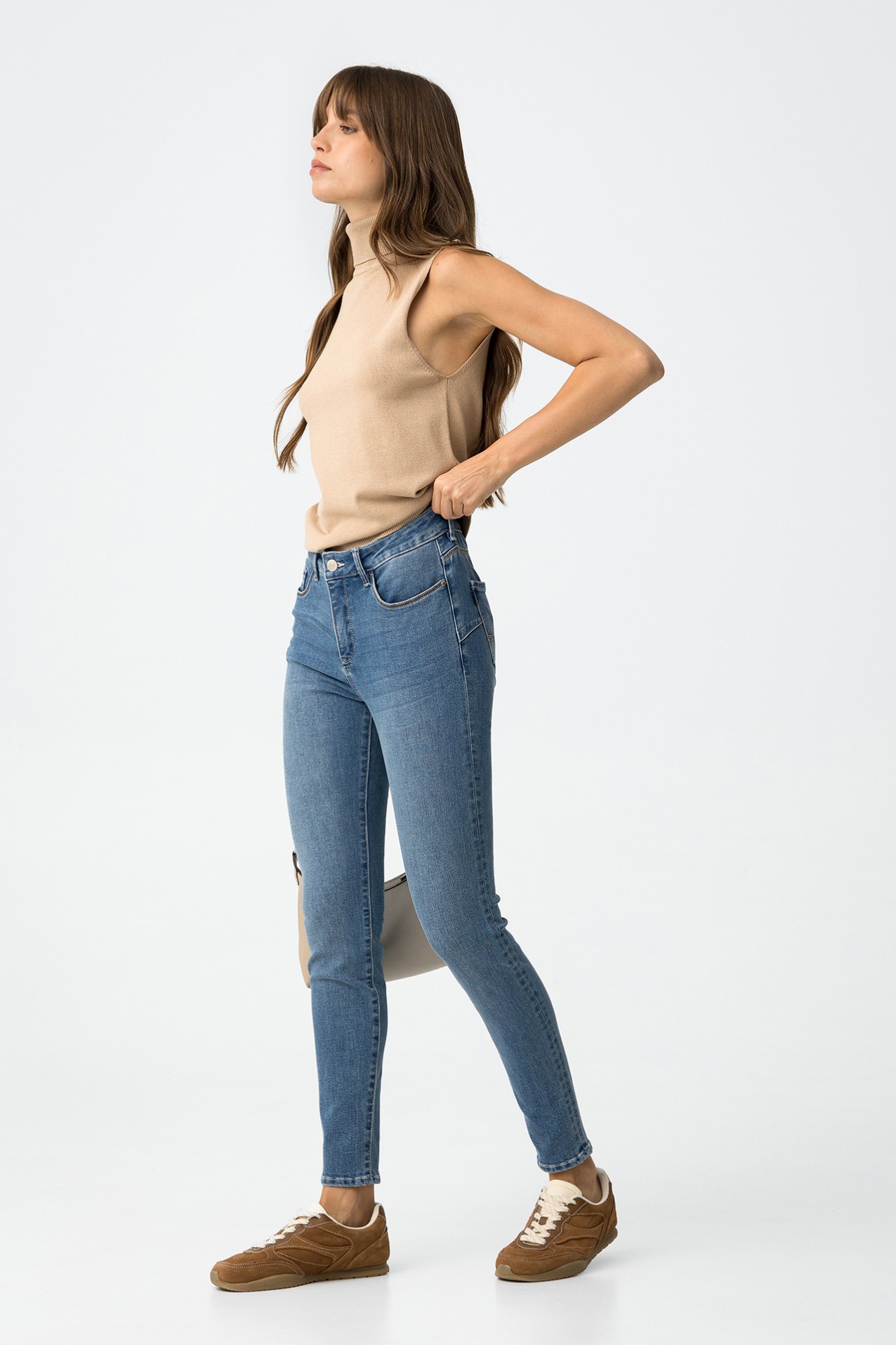 Push-Up Skinny Jeans