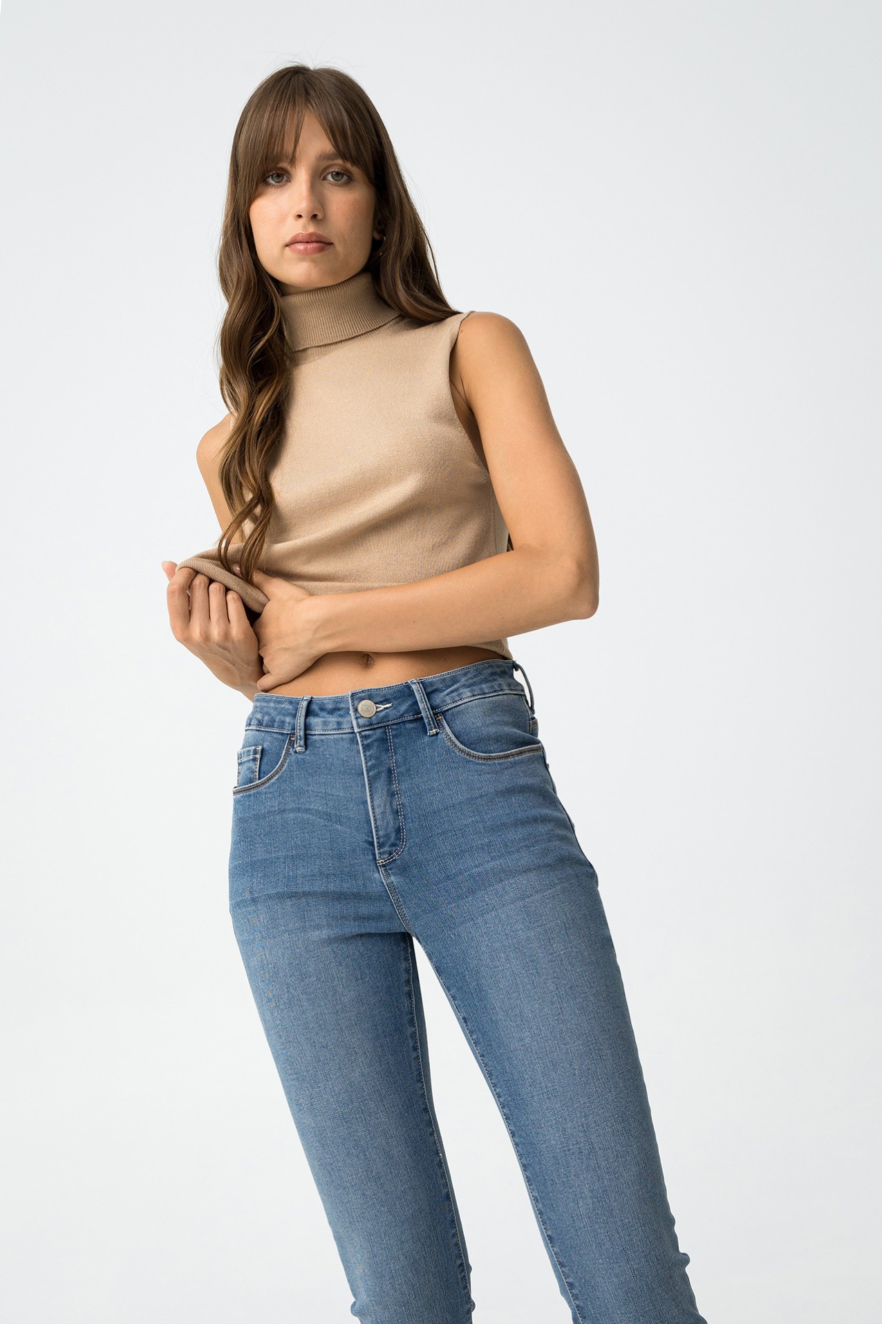 Push-Up Skinny Jeans