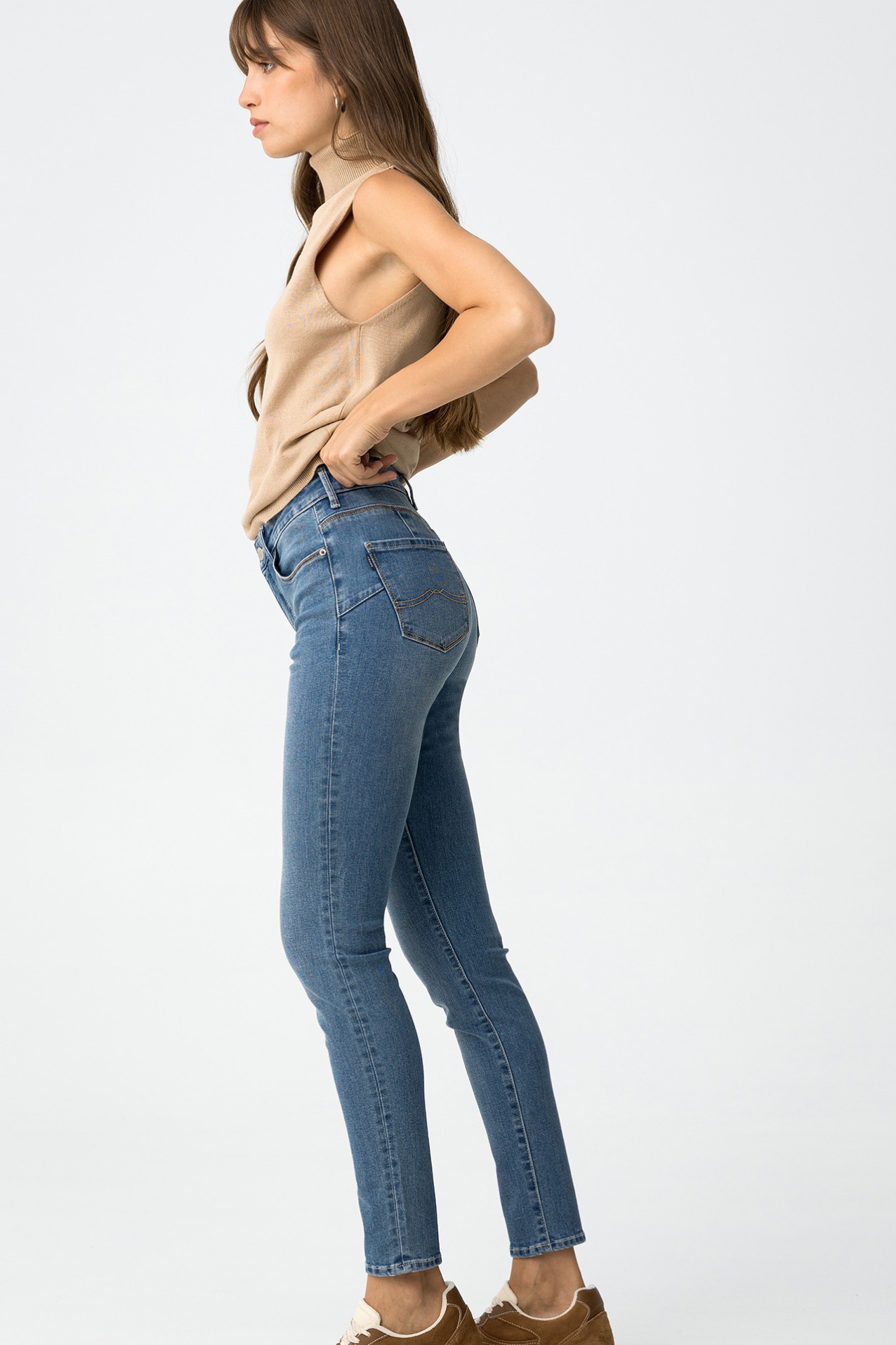 Push-Up Skinny Jeans