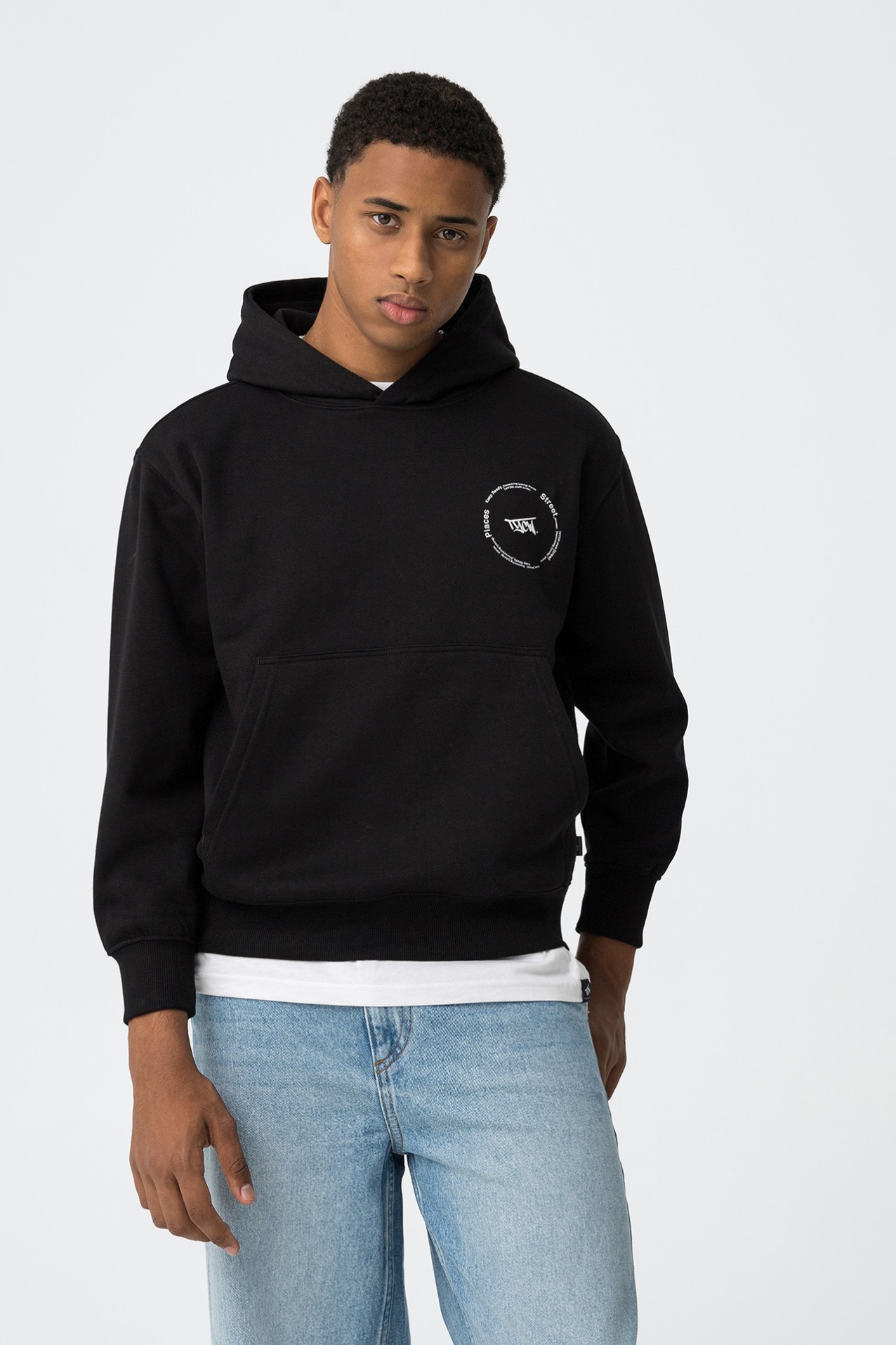 Hoodie Relaxed com Costas Estampadas