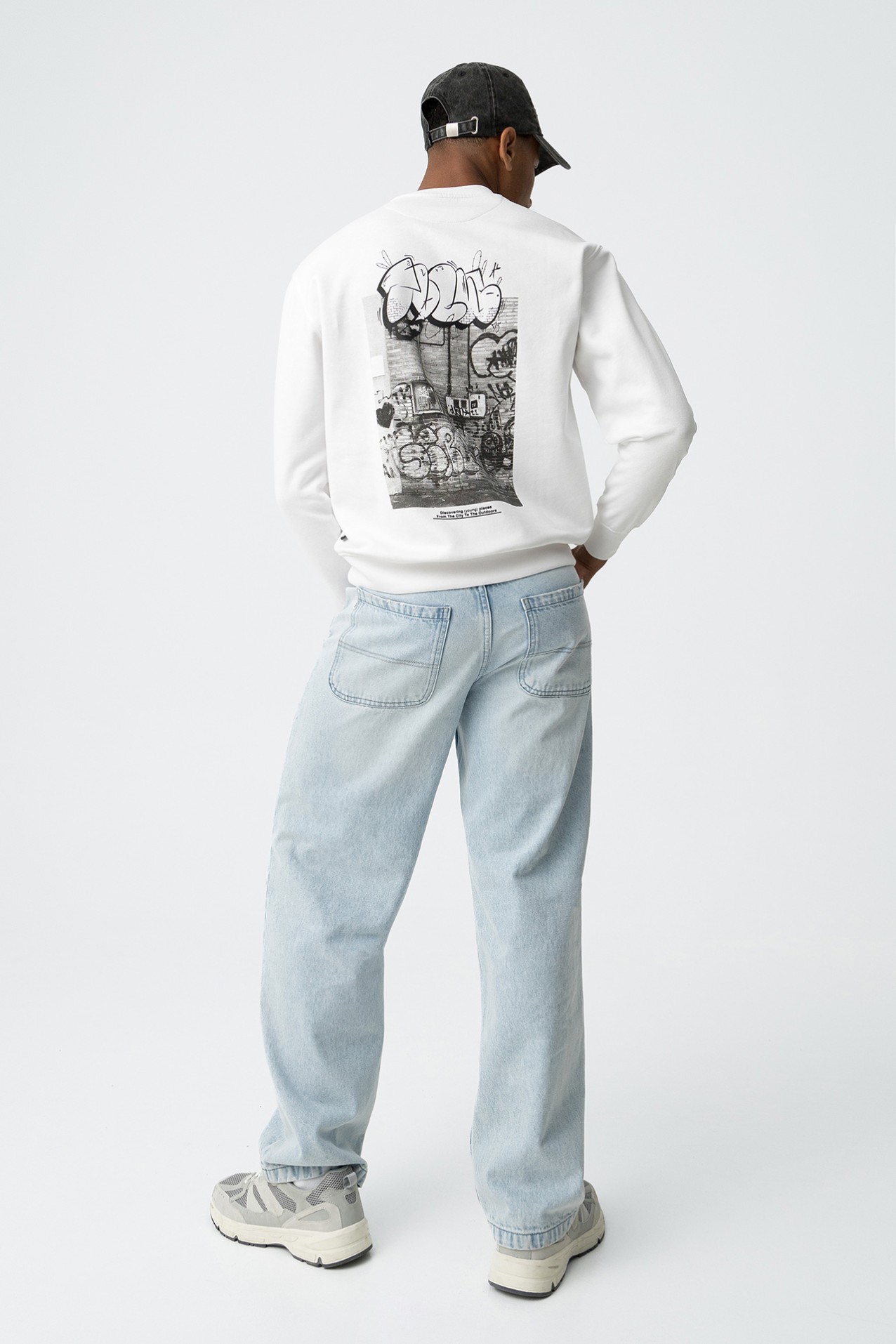 Sweat com Estampado Graffiti