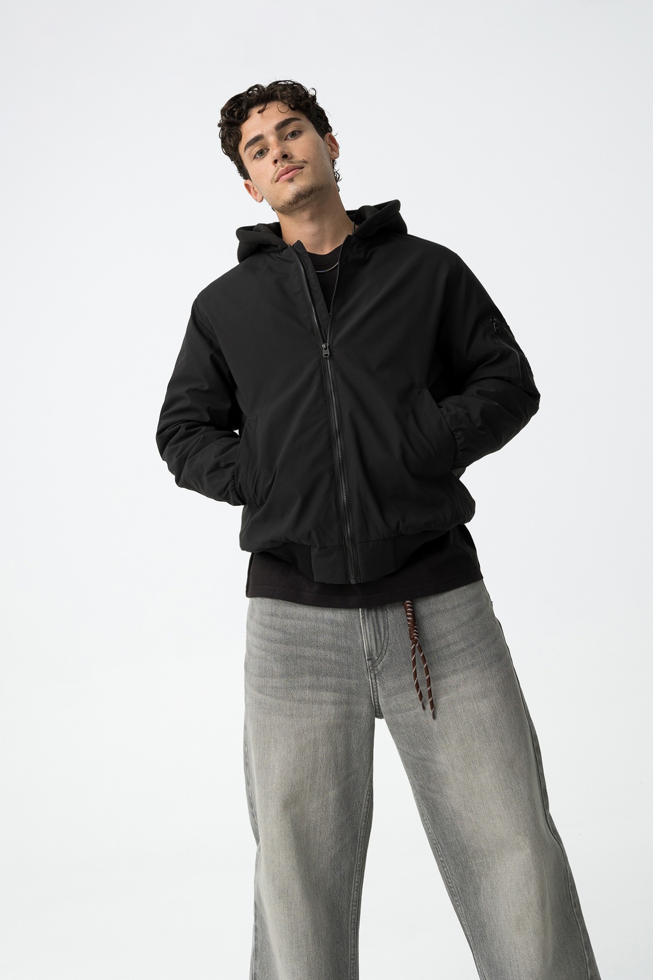 Chaqueta Relaxed con Capucha