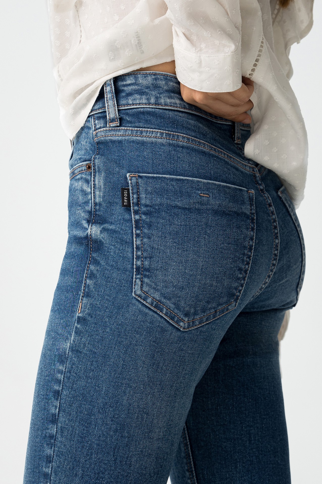 Megan Cropped Flare Jeans