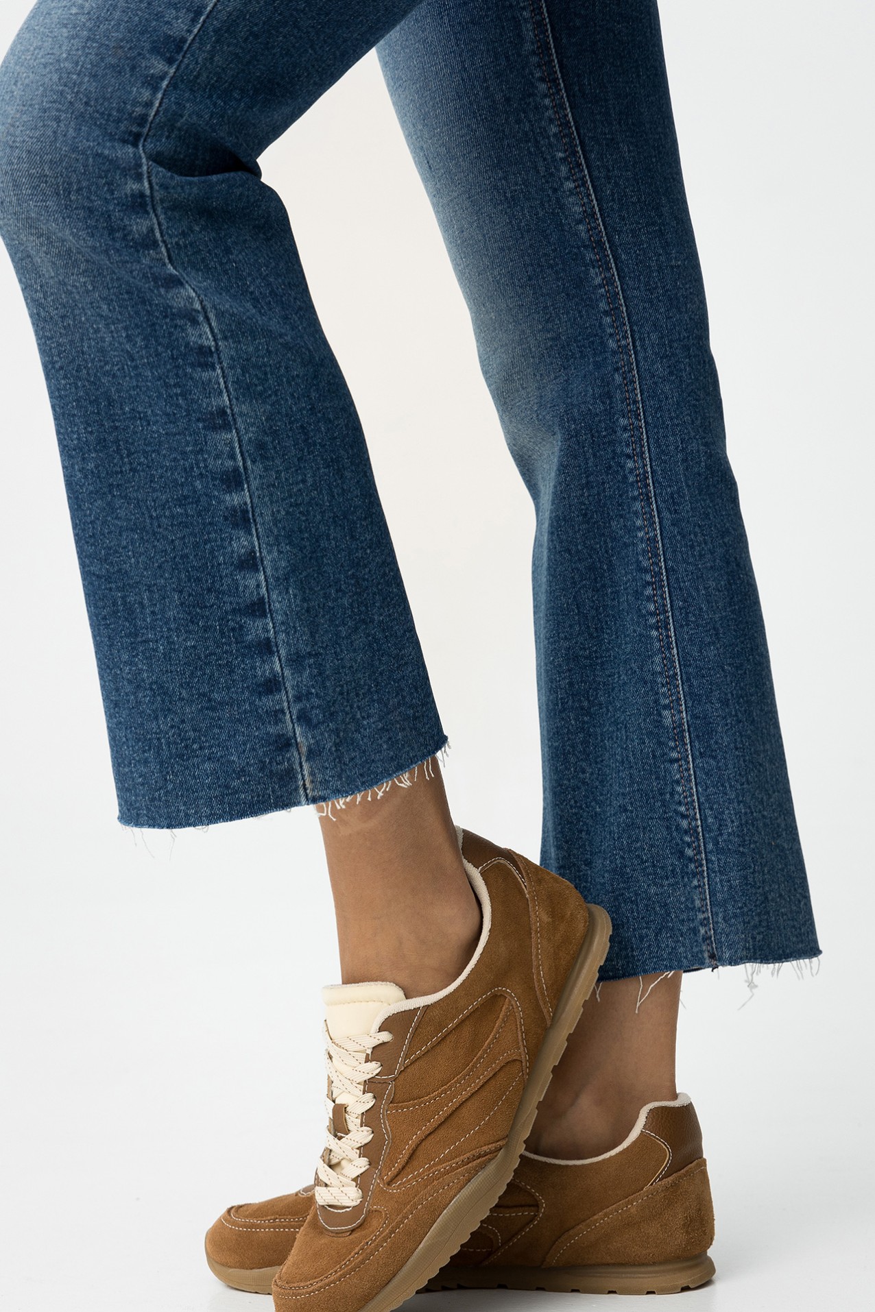 Megan Cropped Flare Jeans