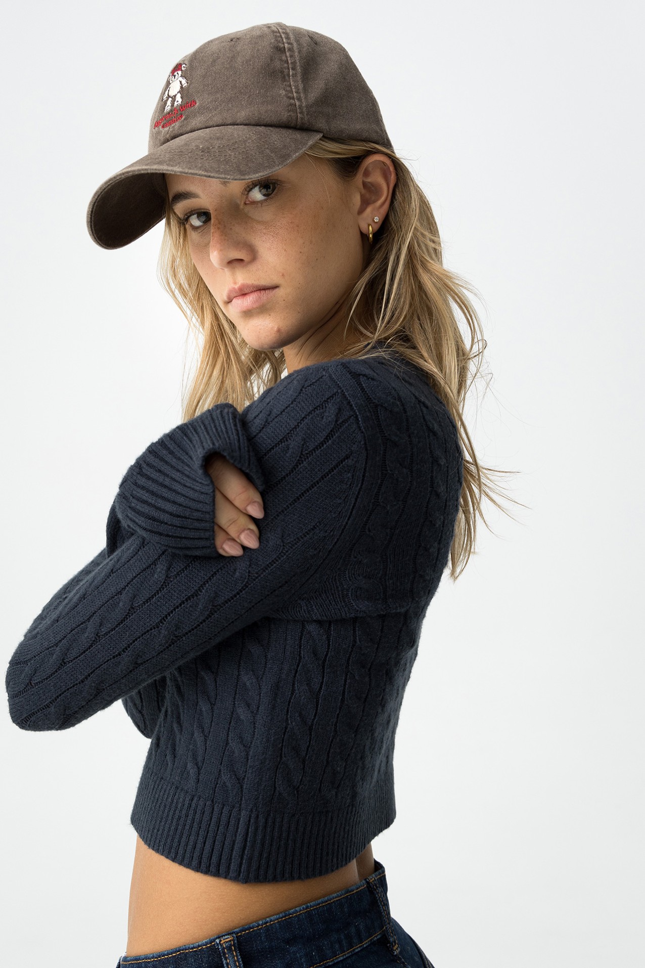 Slim Fit Sweater in Cable Knit