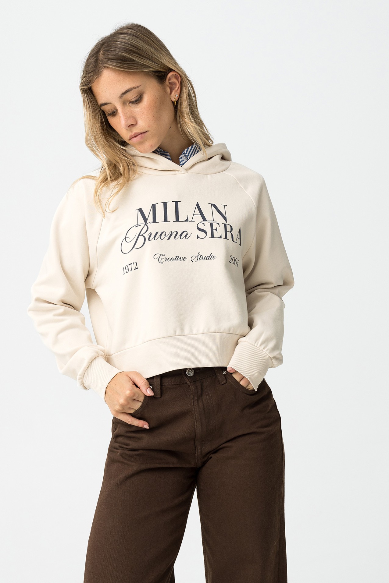 Cropped Relaxed Fit Hoodie