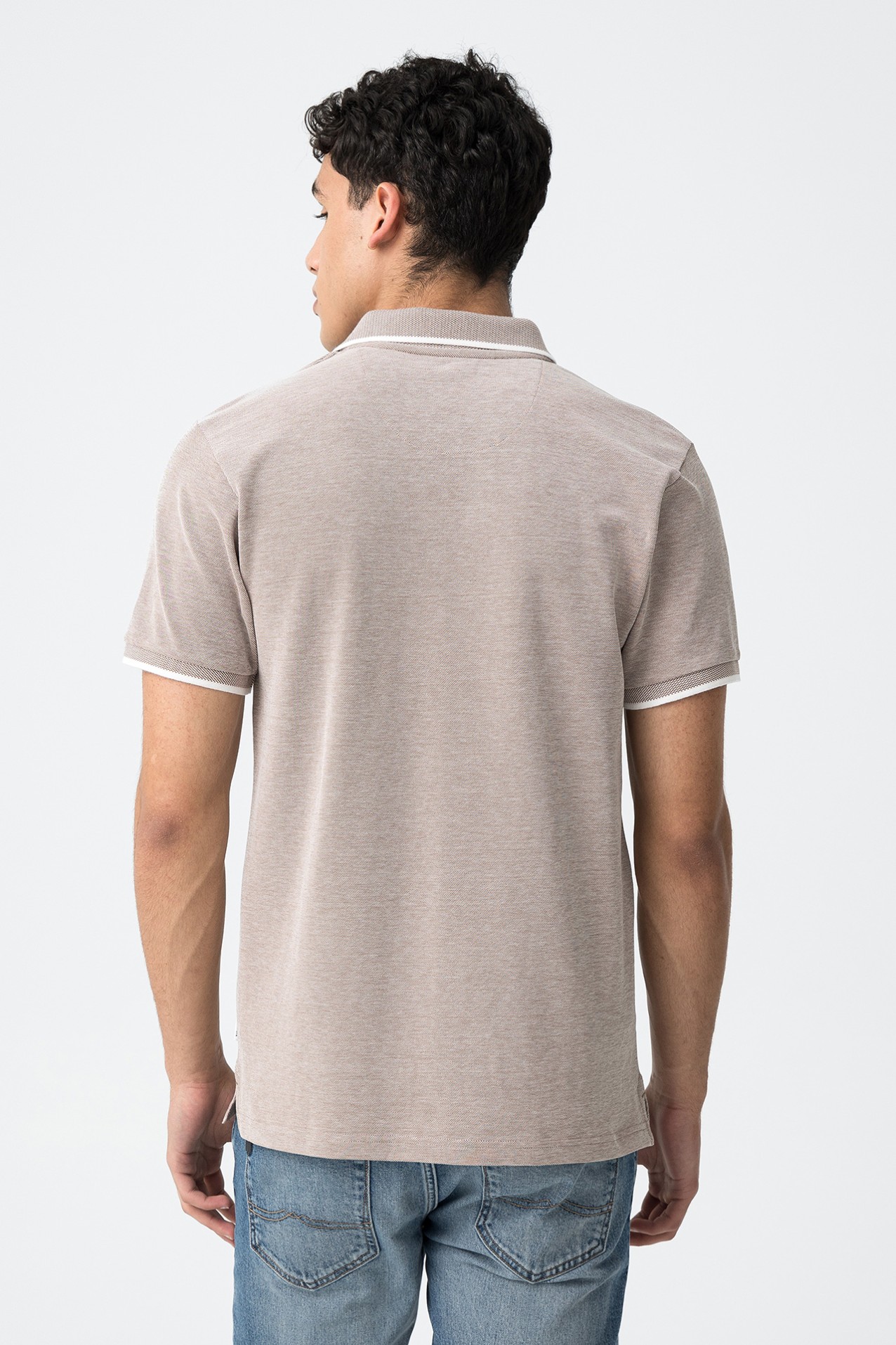 Polo Piqu Detalhe Estampado com Relevo