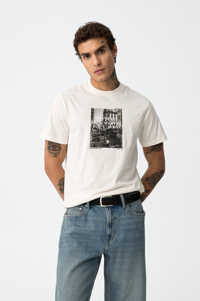 T-Shirt Com Fotografia Estampada
