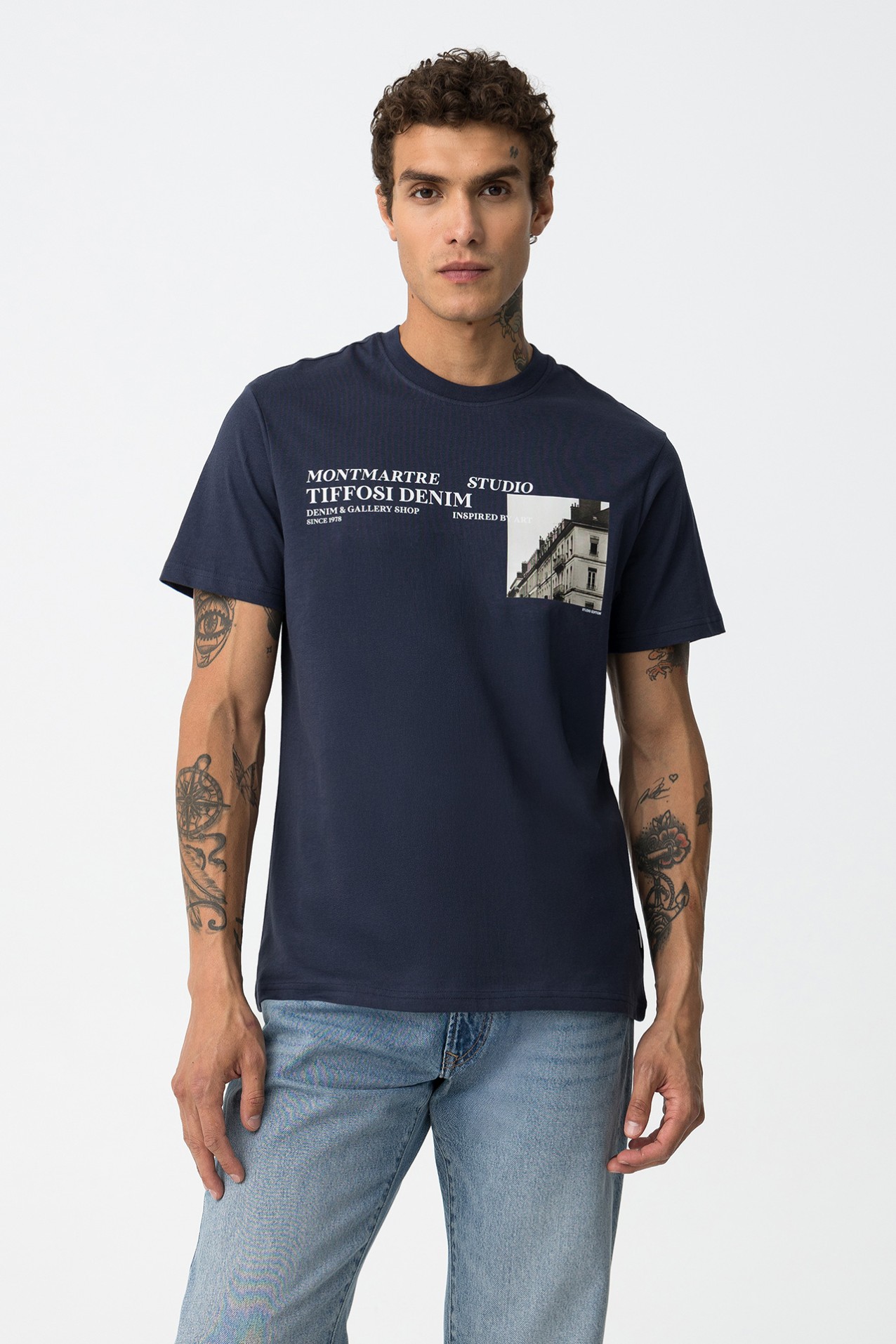 T-Shirt Com Fotografia Estampada