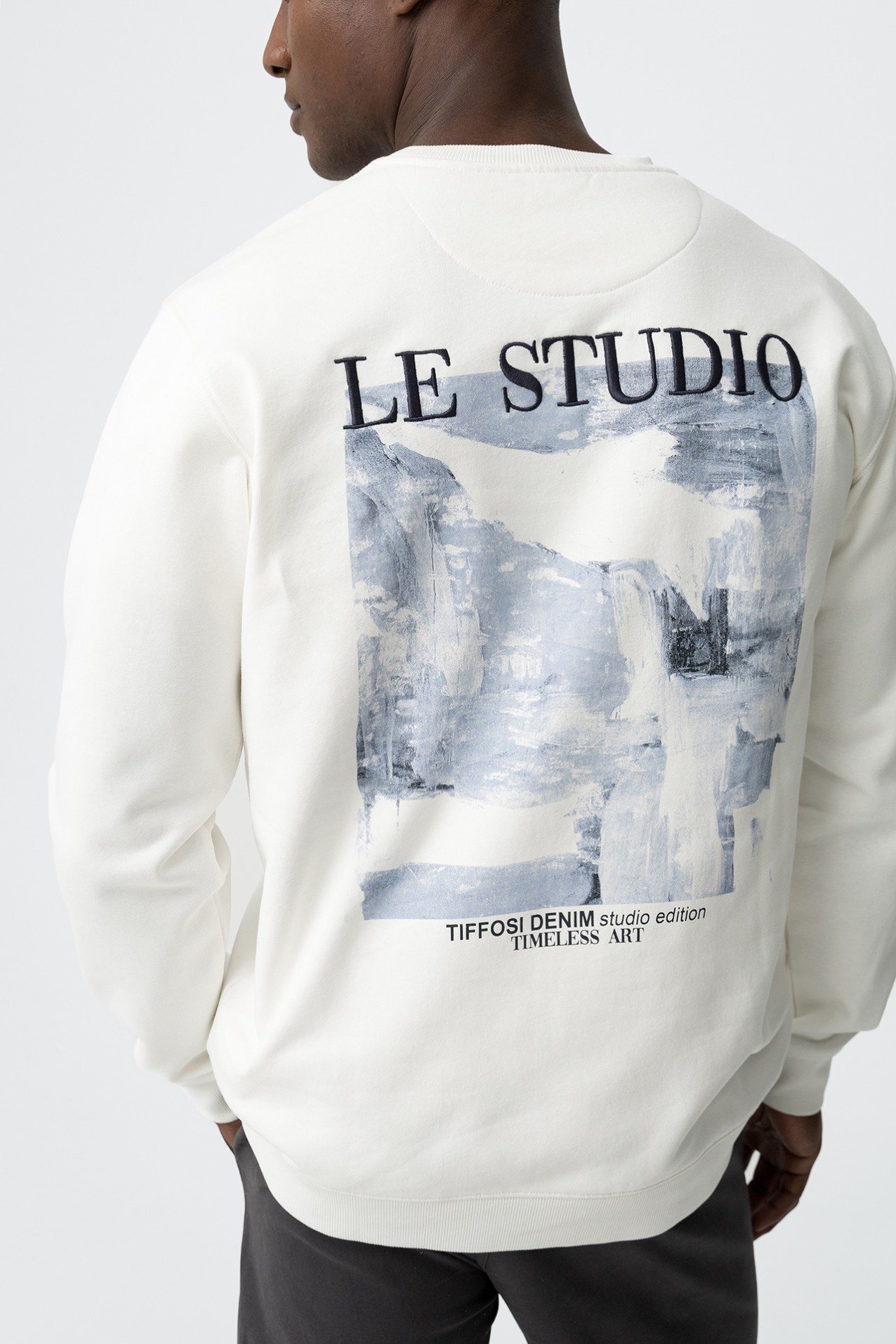 Sudadera Estampada con Bordado