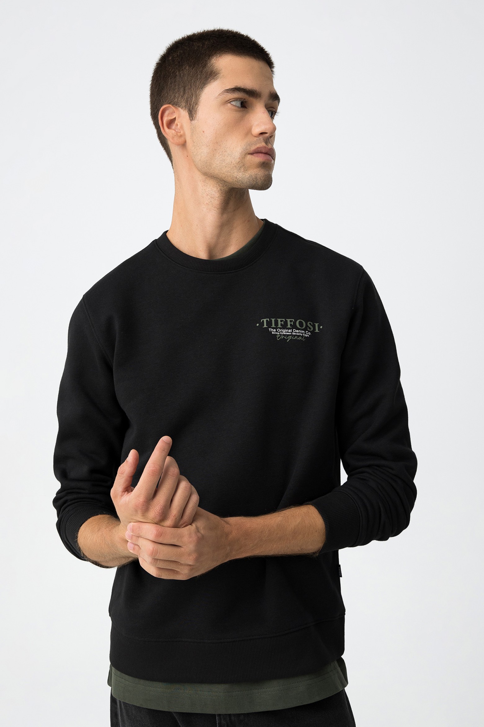 Sweatshirt With Message Print