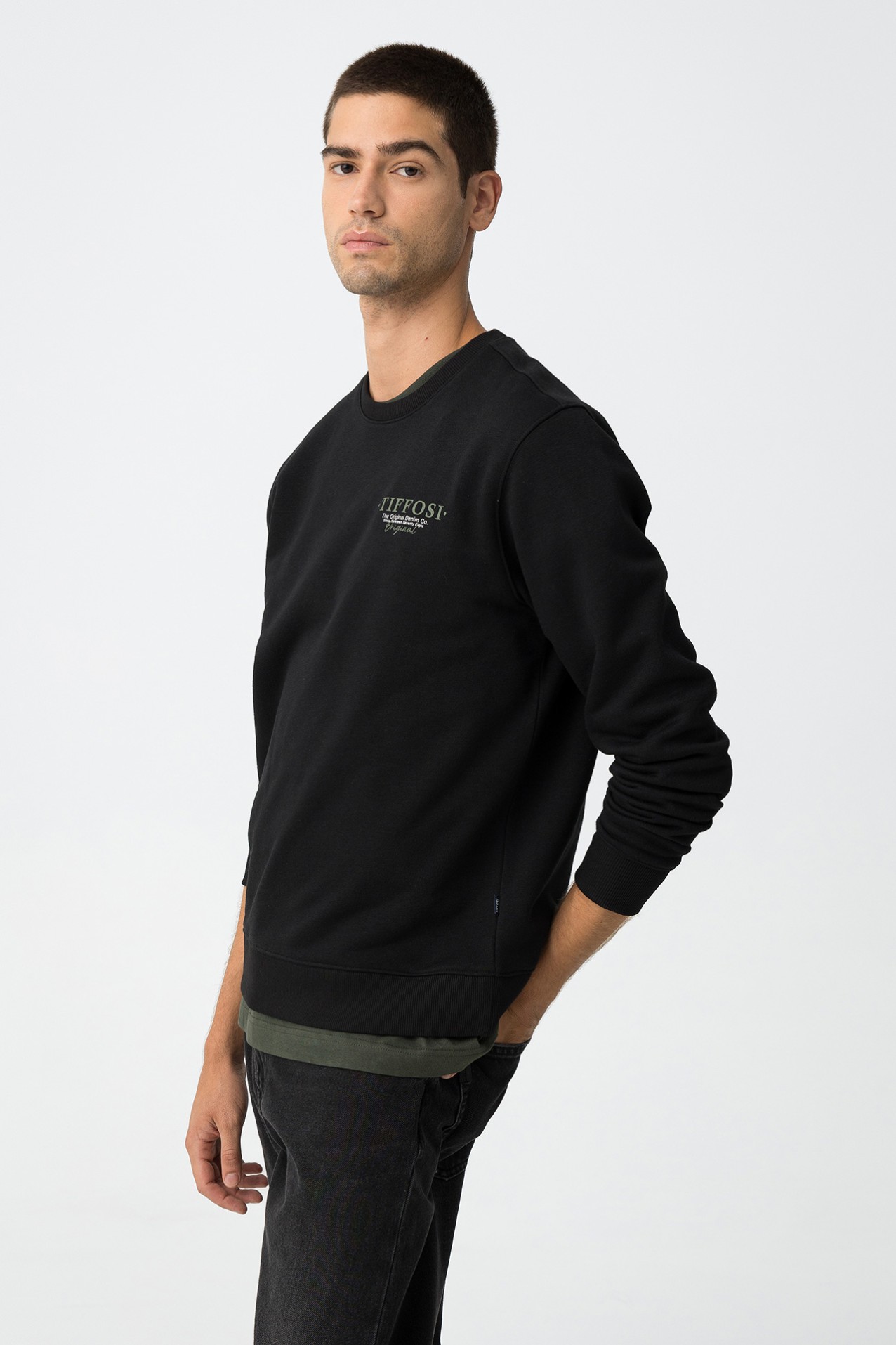 Sweatshirt With Message Print