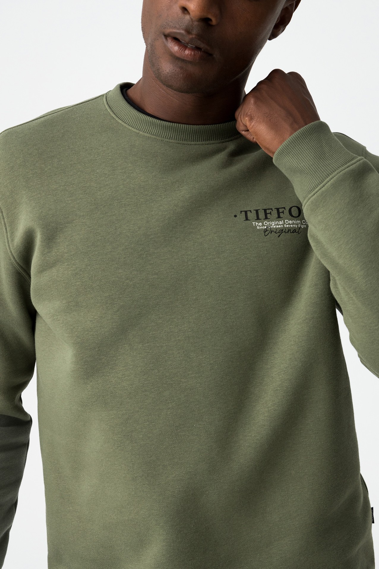 Sweatshirt With Message Print