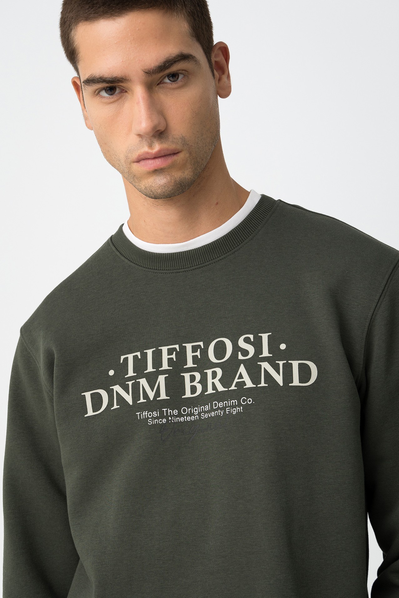 Sweatshirt With Message Print