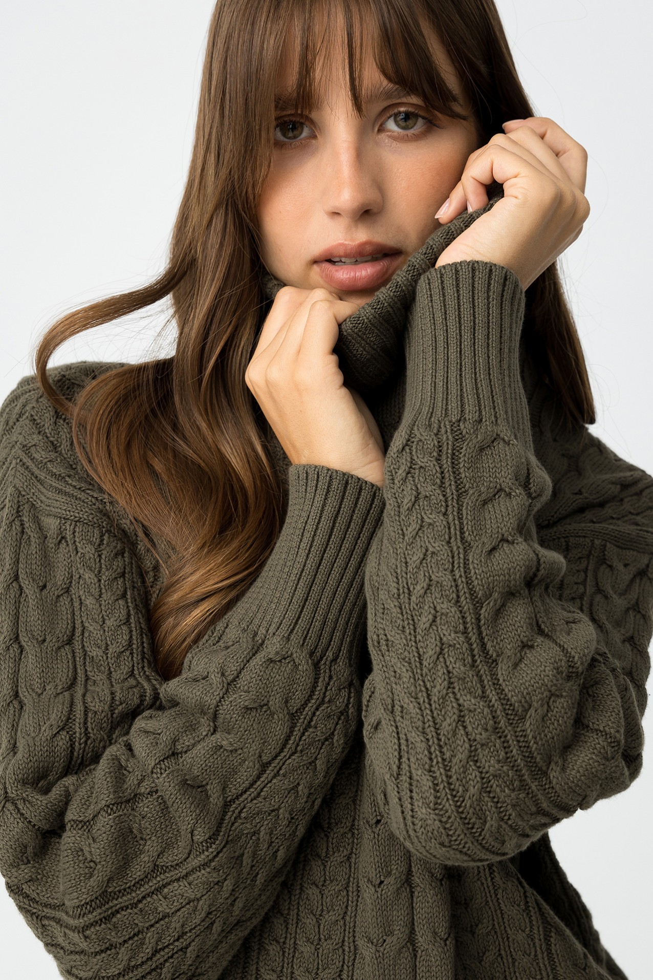 Regular Cable Knit Sweater