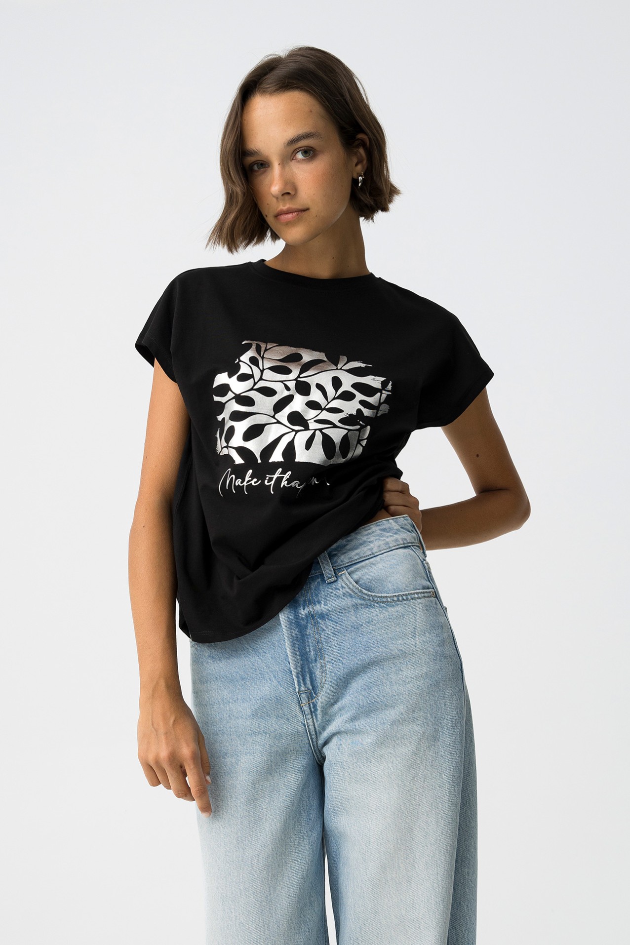 Camiseta con Estampado Metalizado