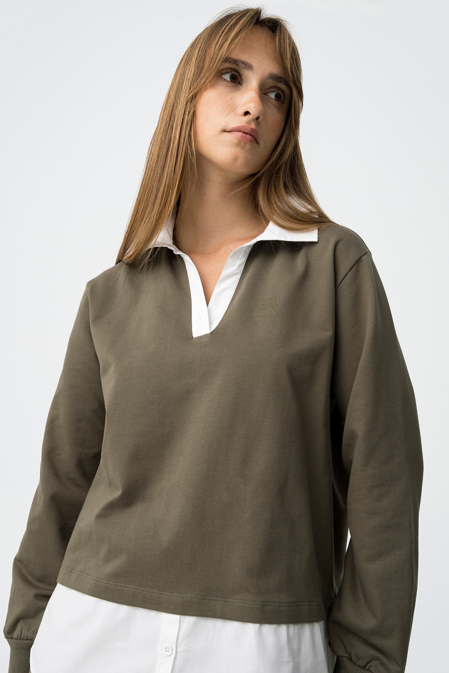 Sweatshirt Combined with Shirt