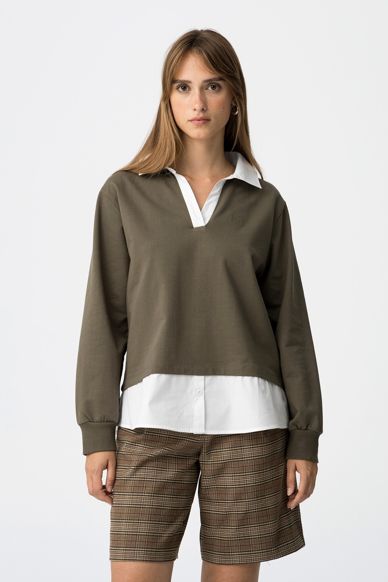 Sweatshirt Combined with Shirt