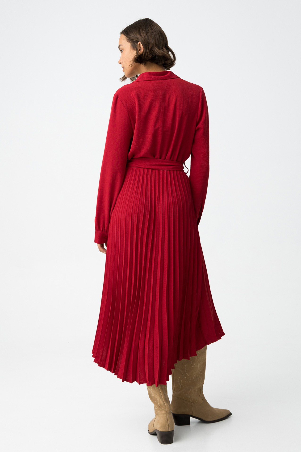 Vestido midi rojo elegante