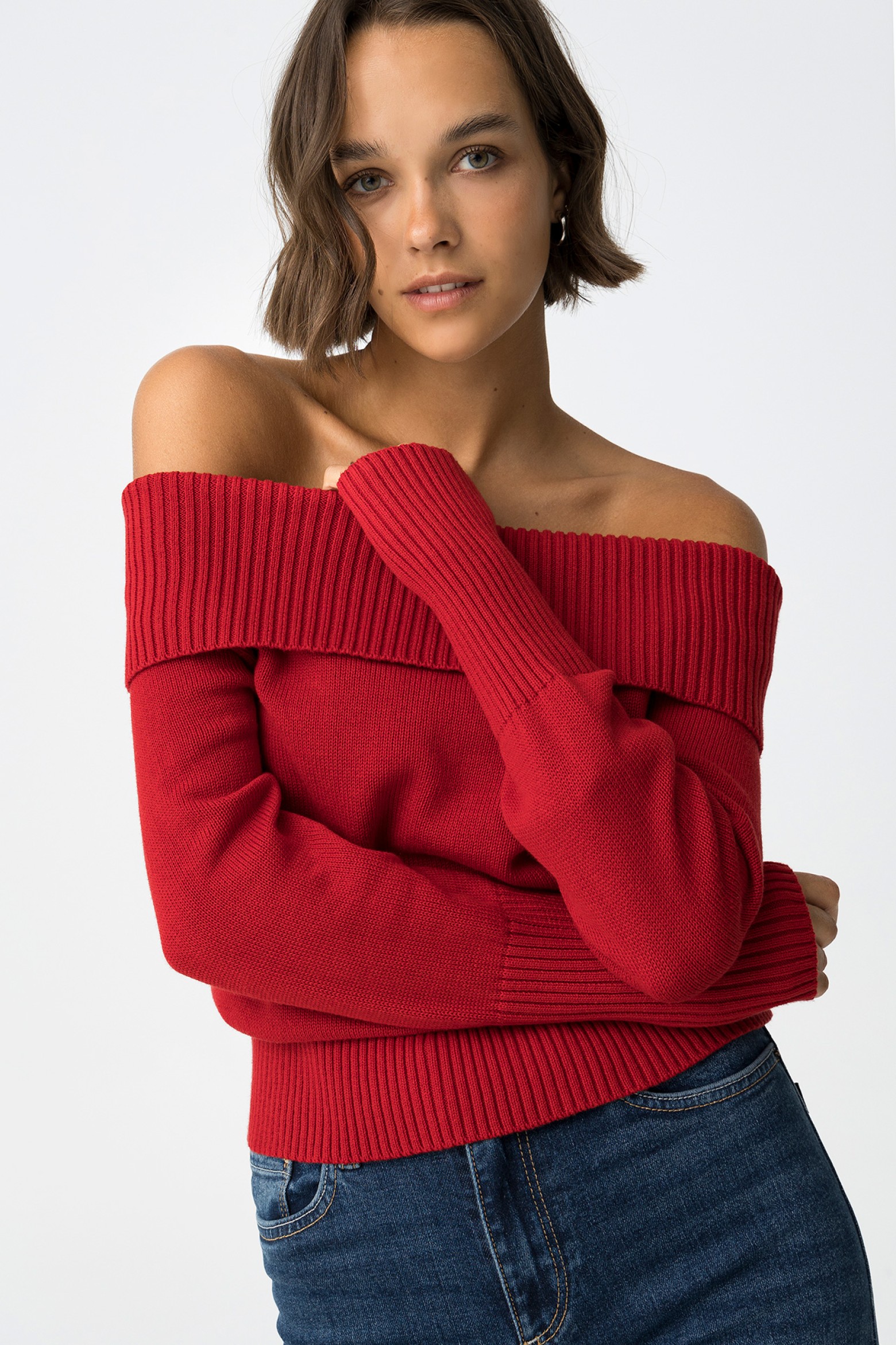 Slim Fit Sweater with Off-Shoulders