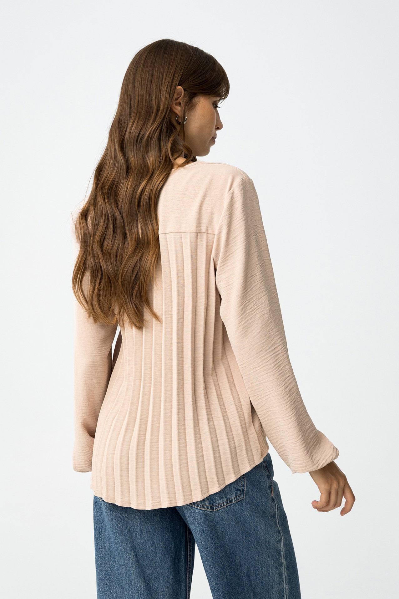 Blouse with Pleated Back