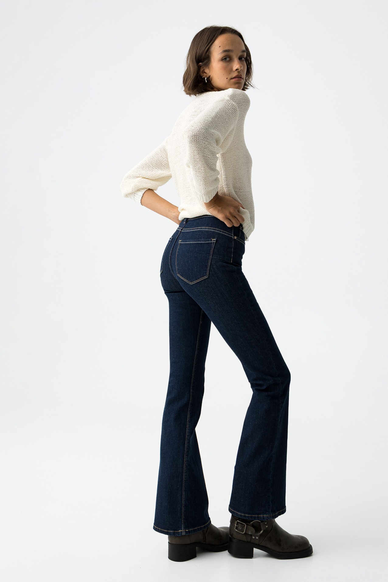 Light Push Up Bootcut Jeans