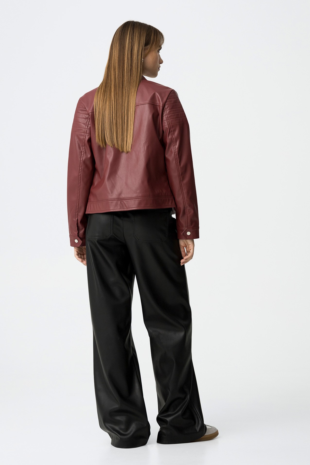 Calas Wide Leg Com Bolsos