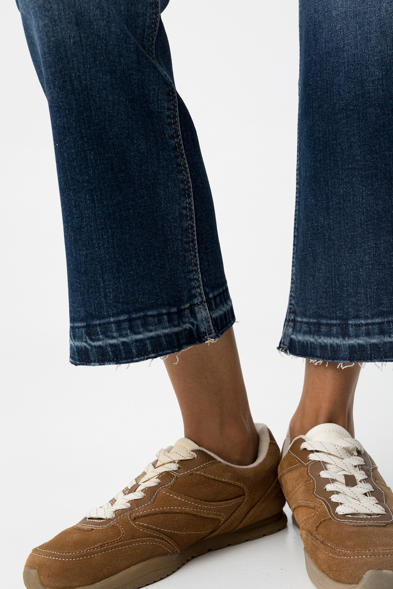 Megan Cropped Flare Jeans