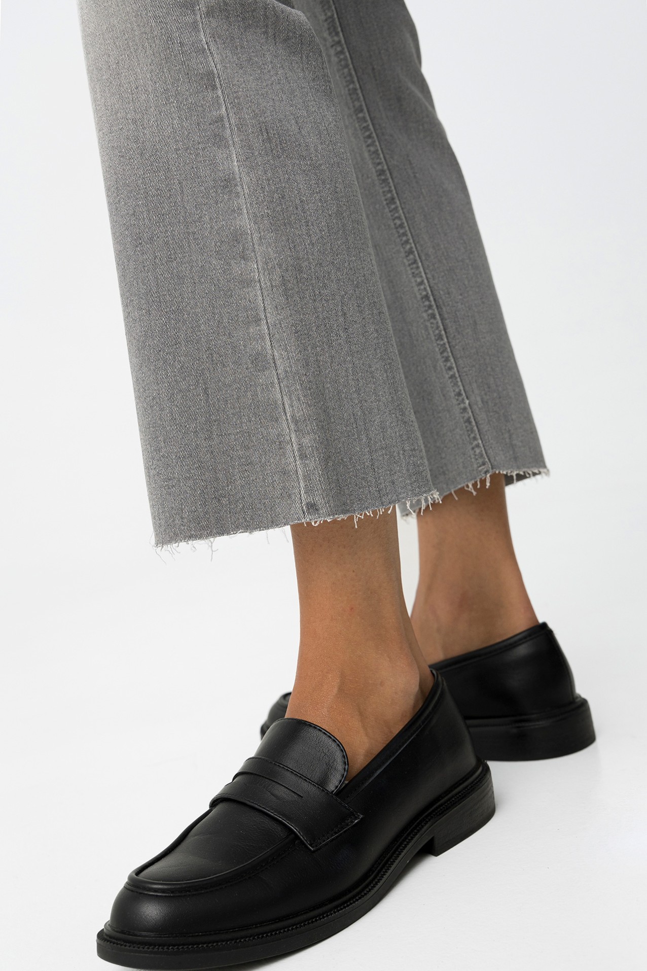 Megan Cropped Flare Jeans