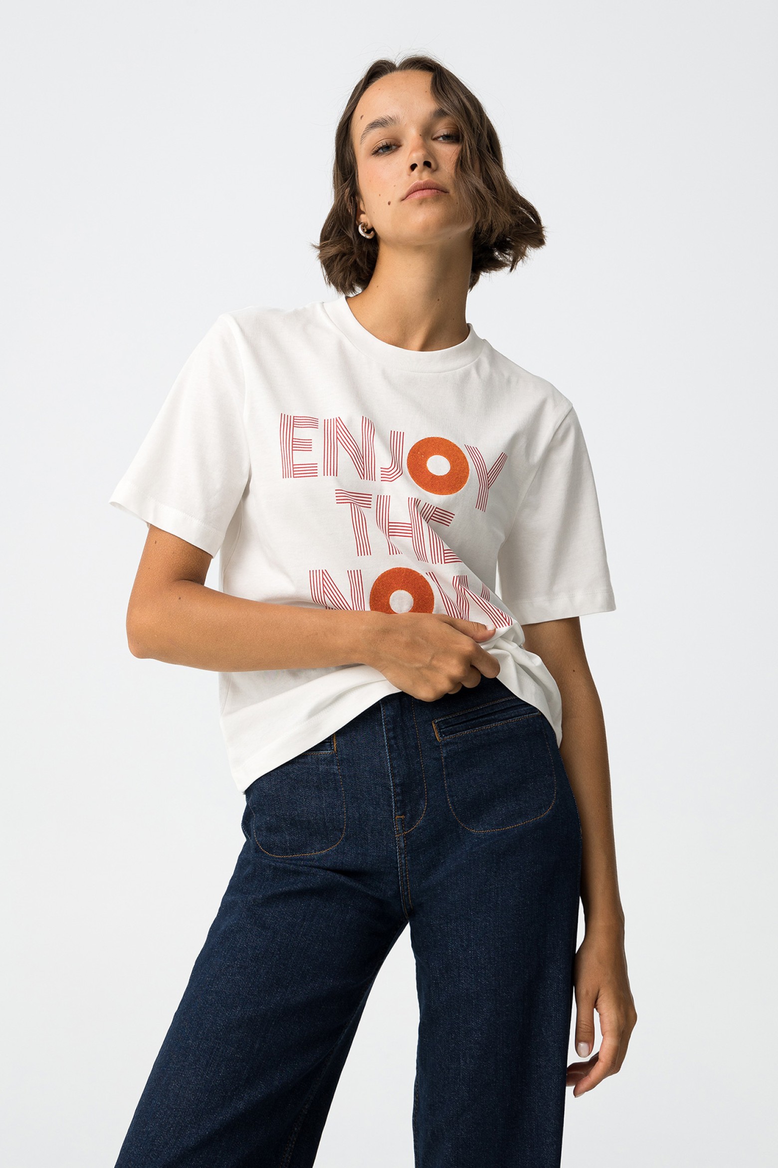 T-Shirt Estampada Mensagem Com Relevo