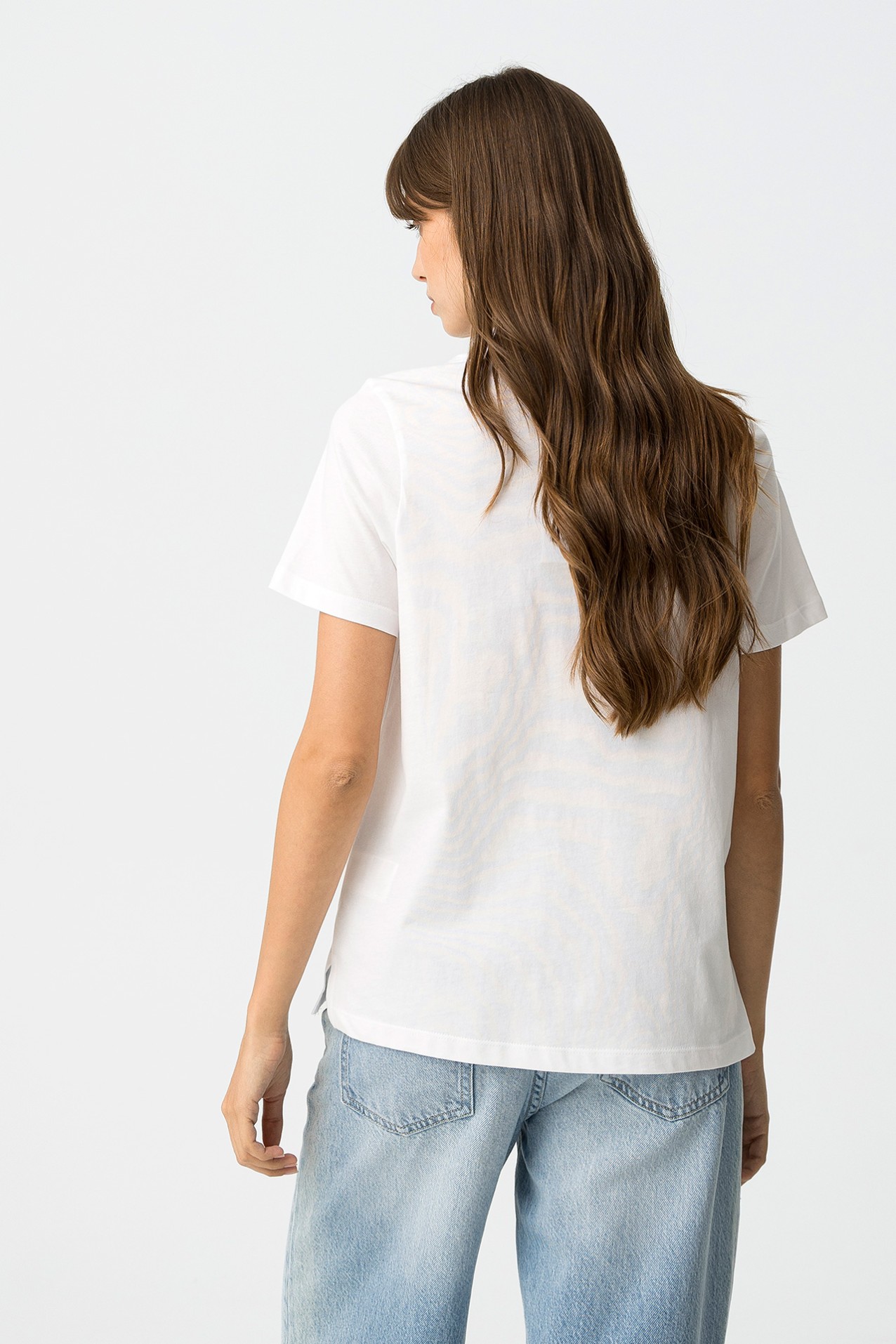 T-Shirt Estampada Com Aplicaes