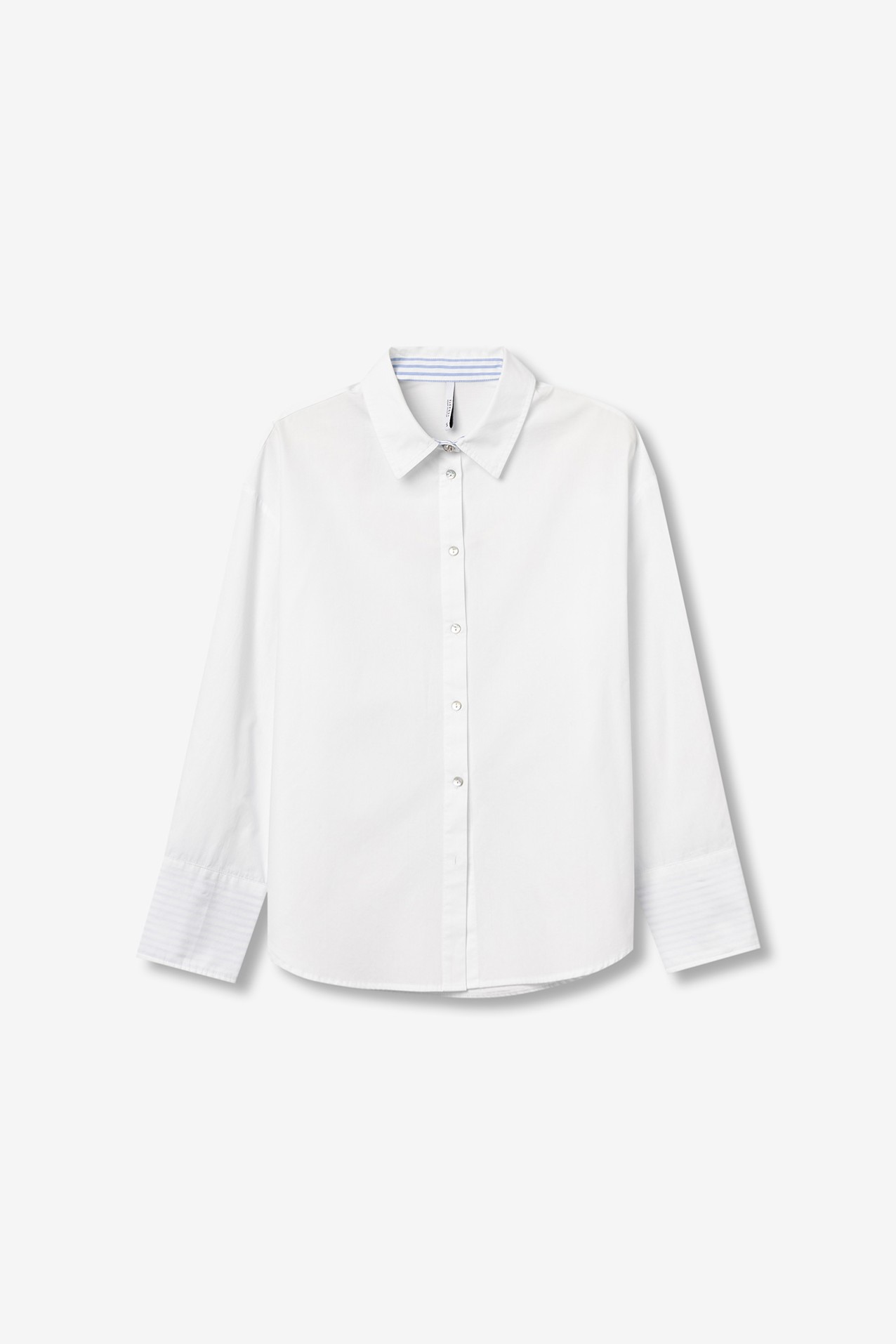 Relaxed Shirt with Metallic Button