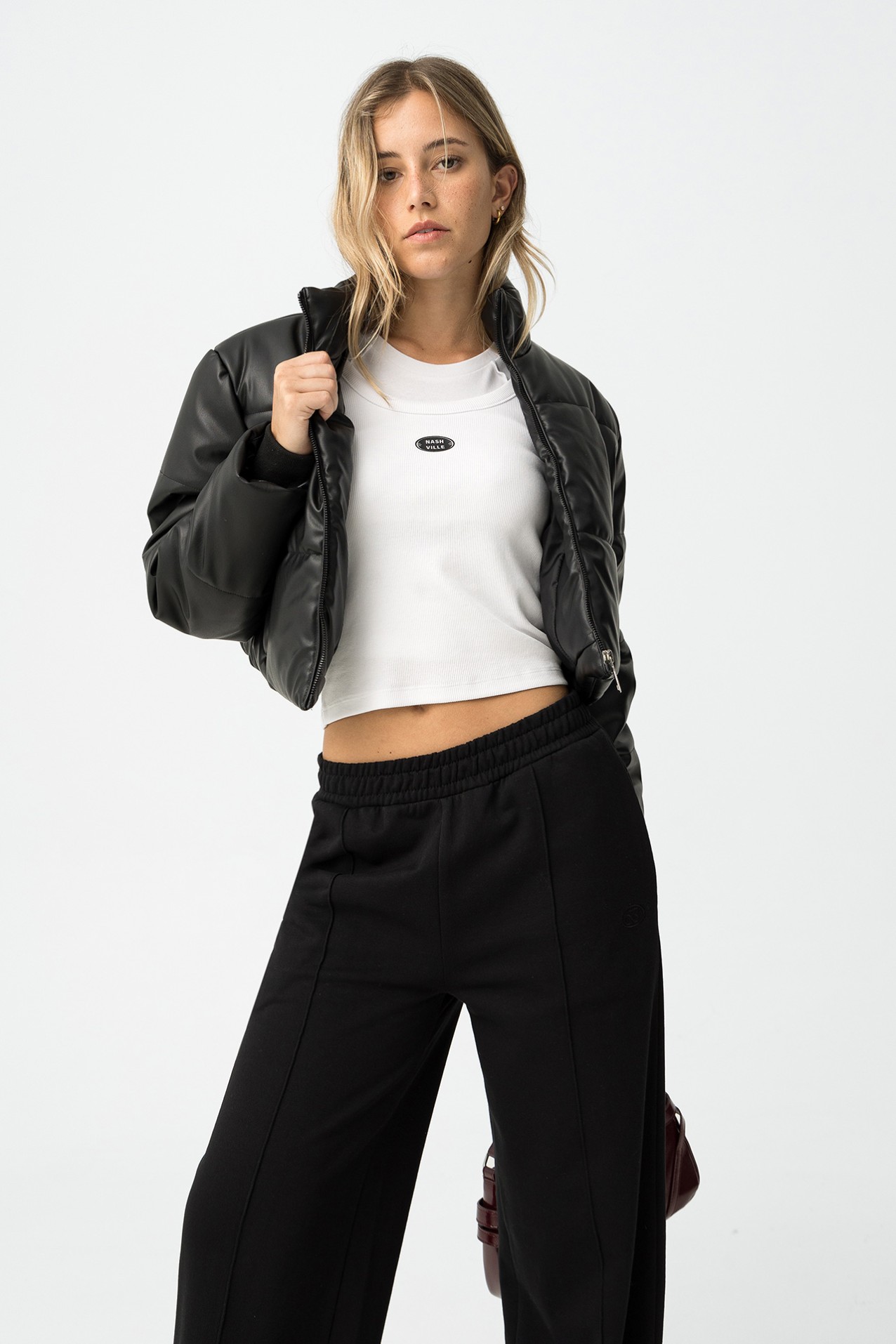 Chaqueta Cropped Acolchada Efecto Piel