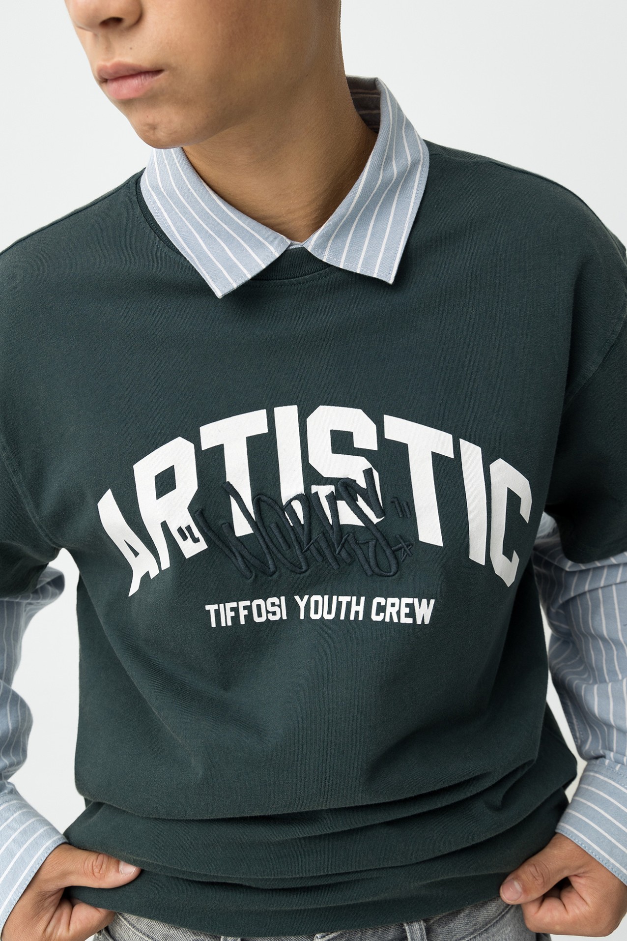 Camiseta Relaxed Estampada con Bordado