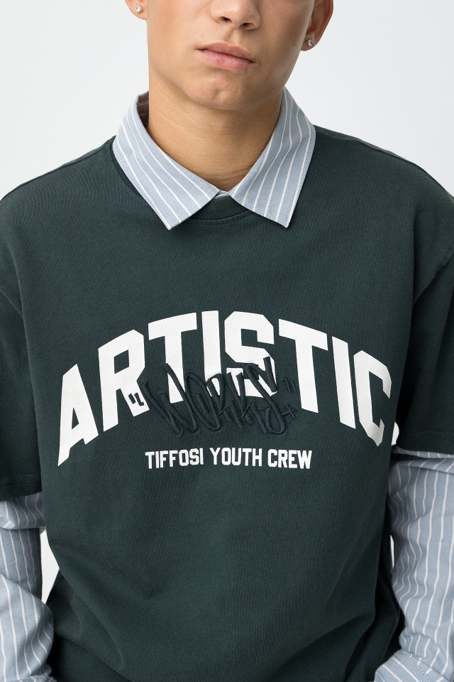 T-Shirt Relaxed Estampada com Bordado