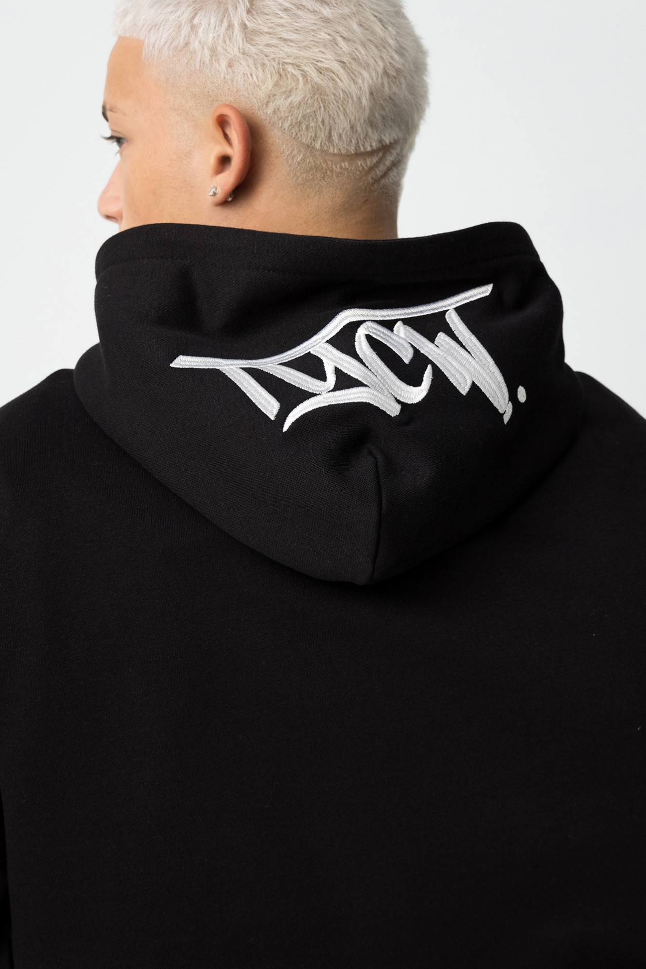 Hoodie Relaxed com Logo Bordado