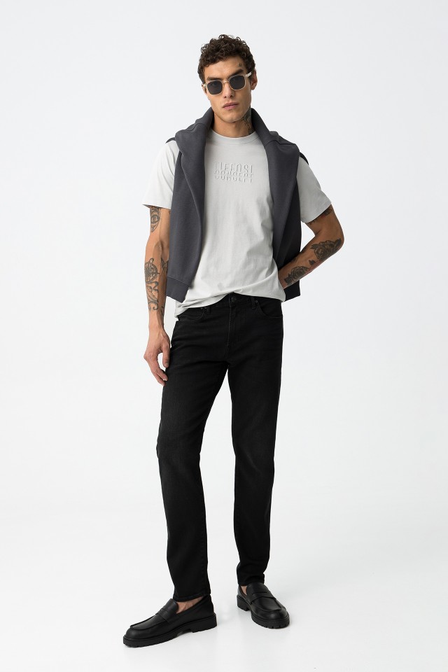 Jeans Dylan Tapered Slim Fit
