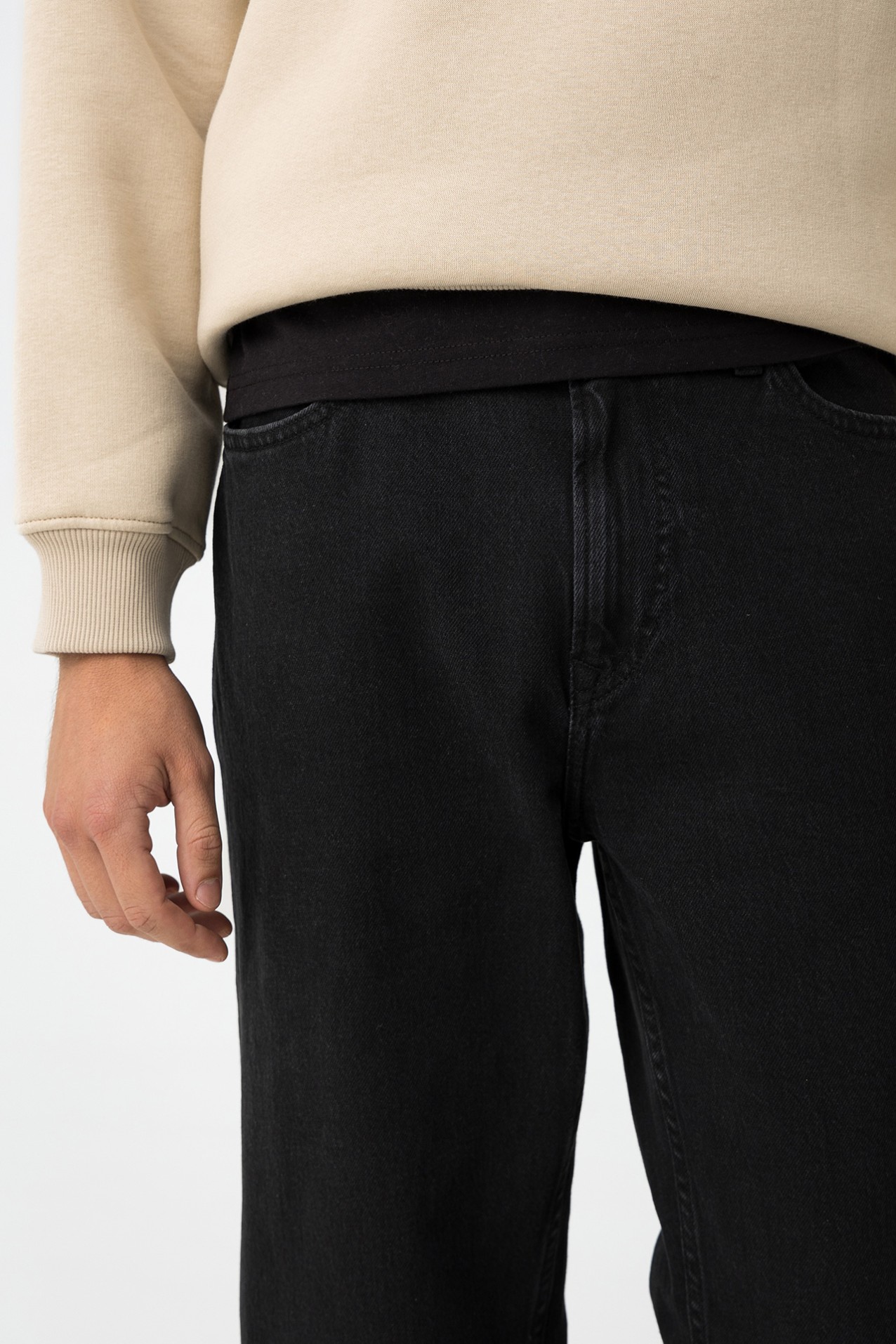 Black Loose Fit Jeans