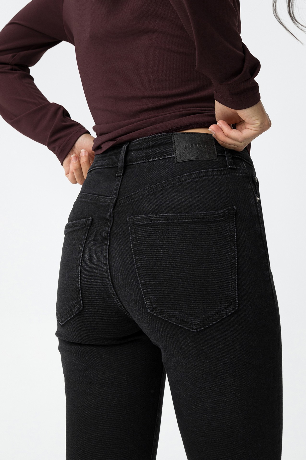 Megan Cropped Flare Jeans