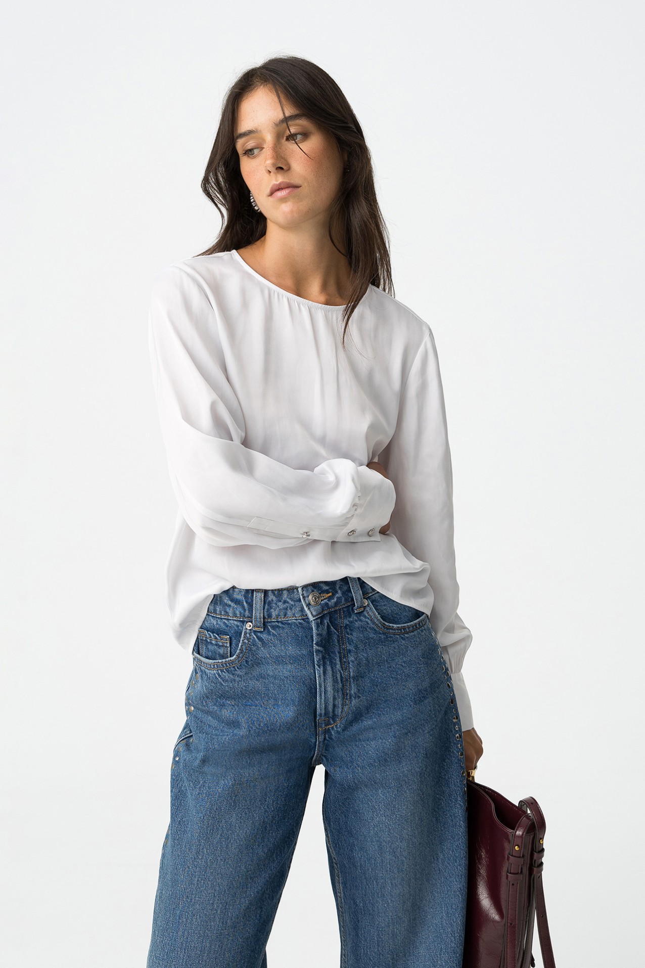 Blusa Satinada con Lazo