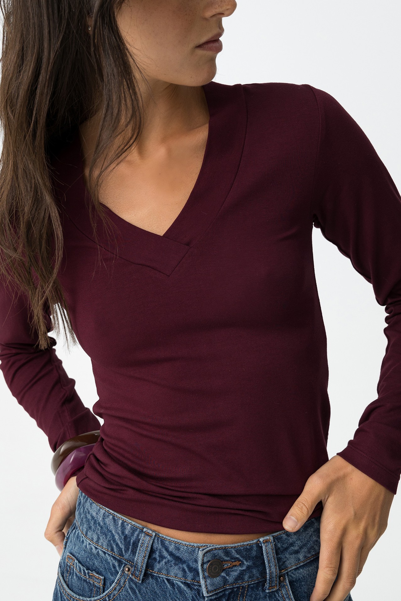 Super Slim Fit V-Neck T-Shirt