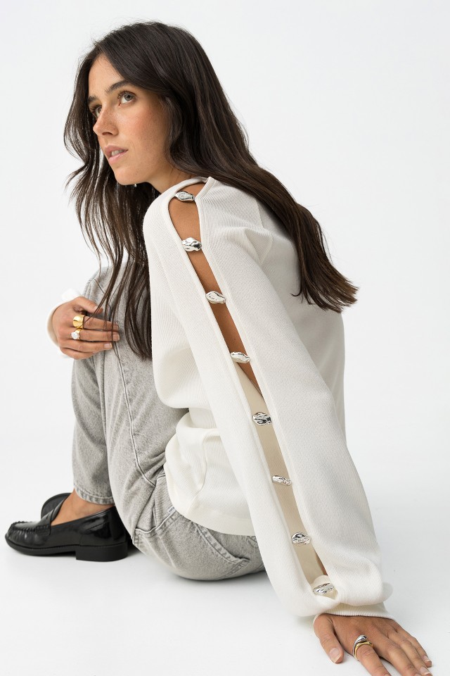 T-shirt com Missangas Metlicas