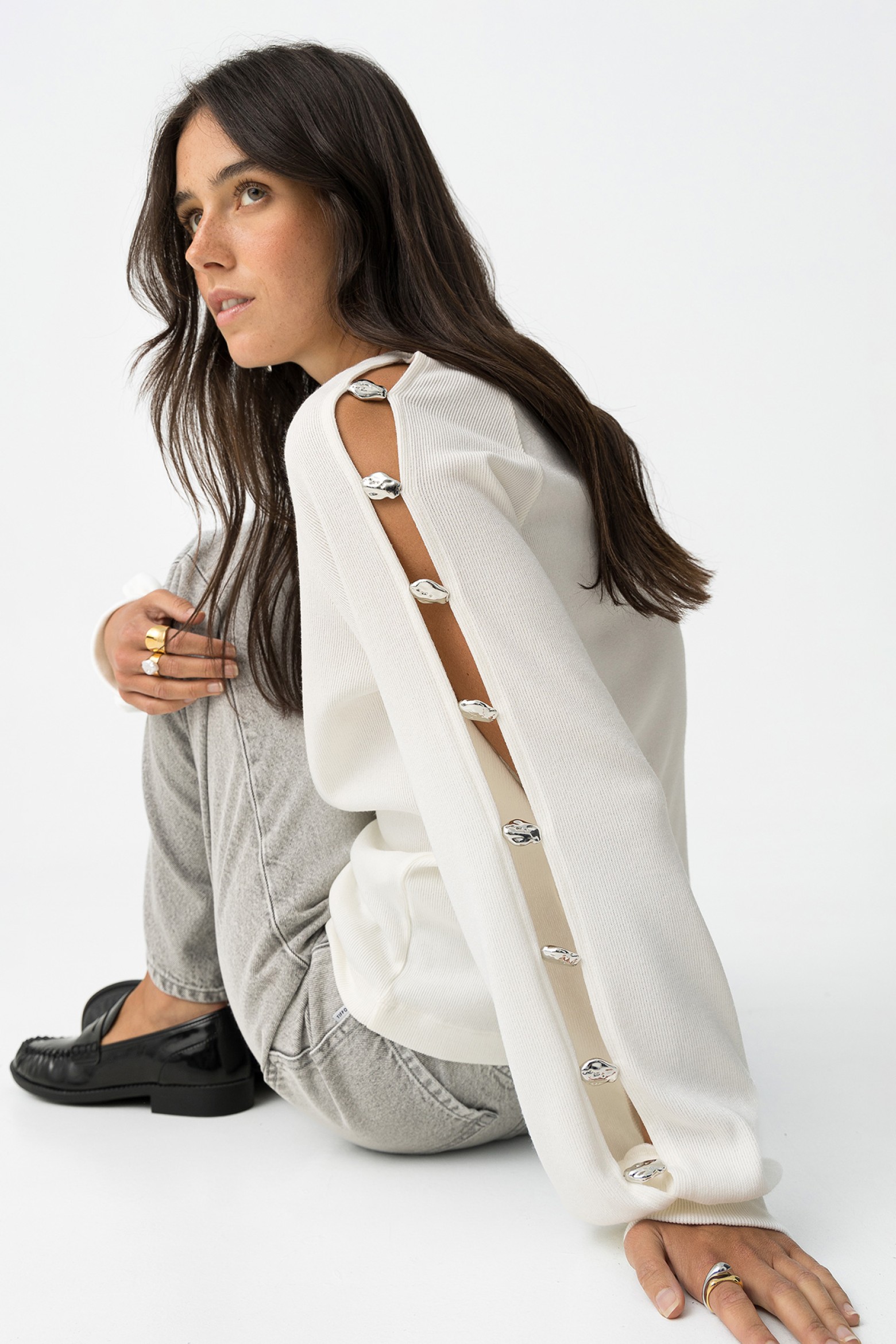 T-shirt com Missangas Metálicas