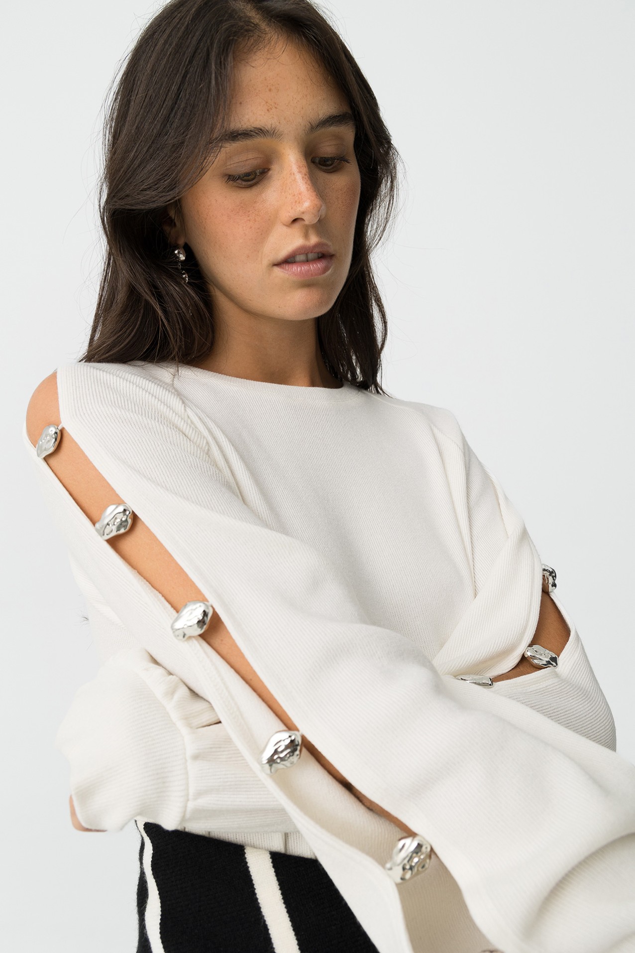 T-shirt com Missangas Metlicas