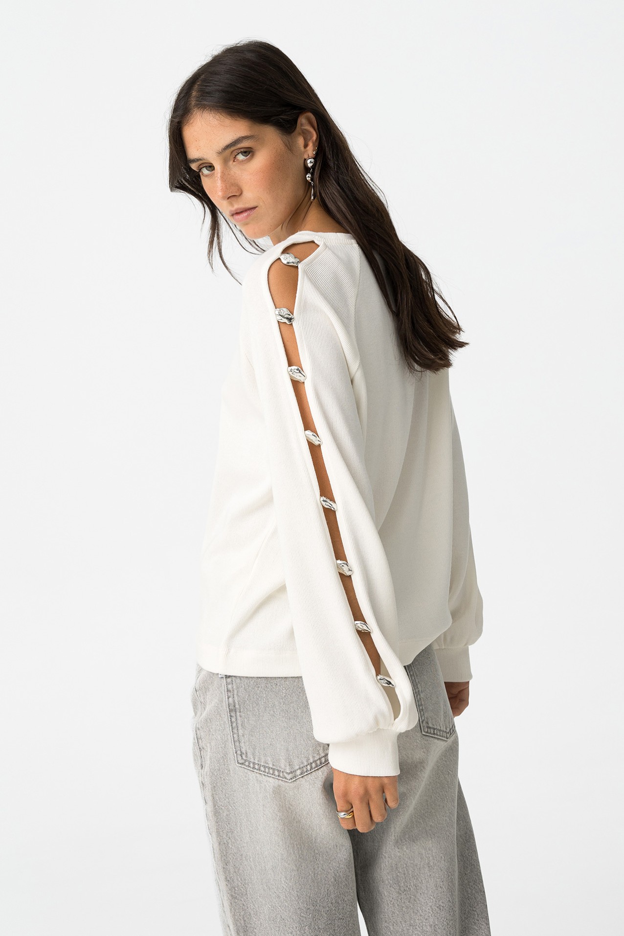 T-shirt com Missangas Metlicas