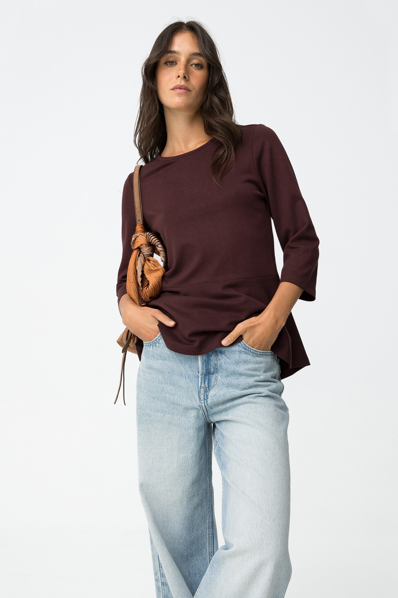 Slim T-shirt with Ruffled Hem