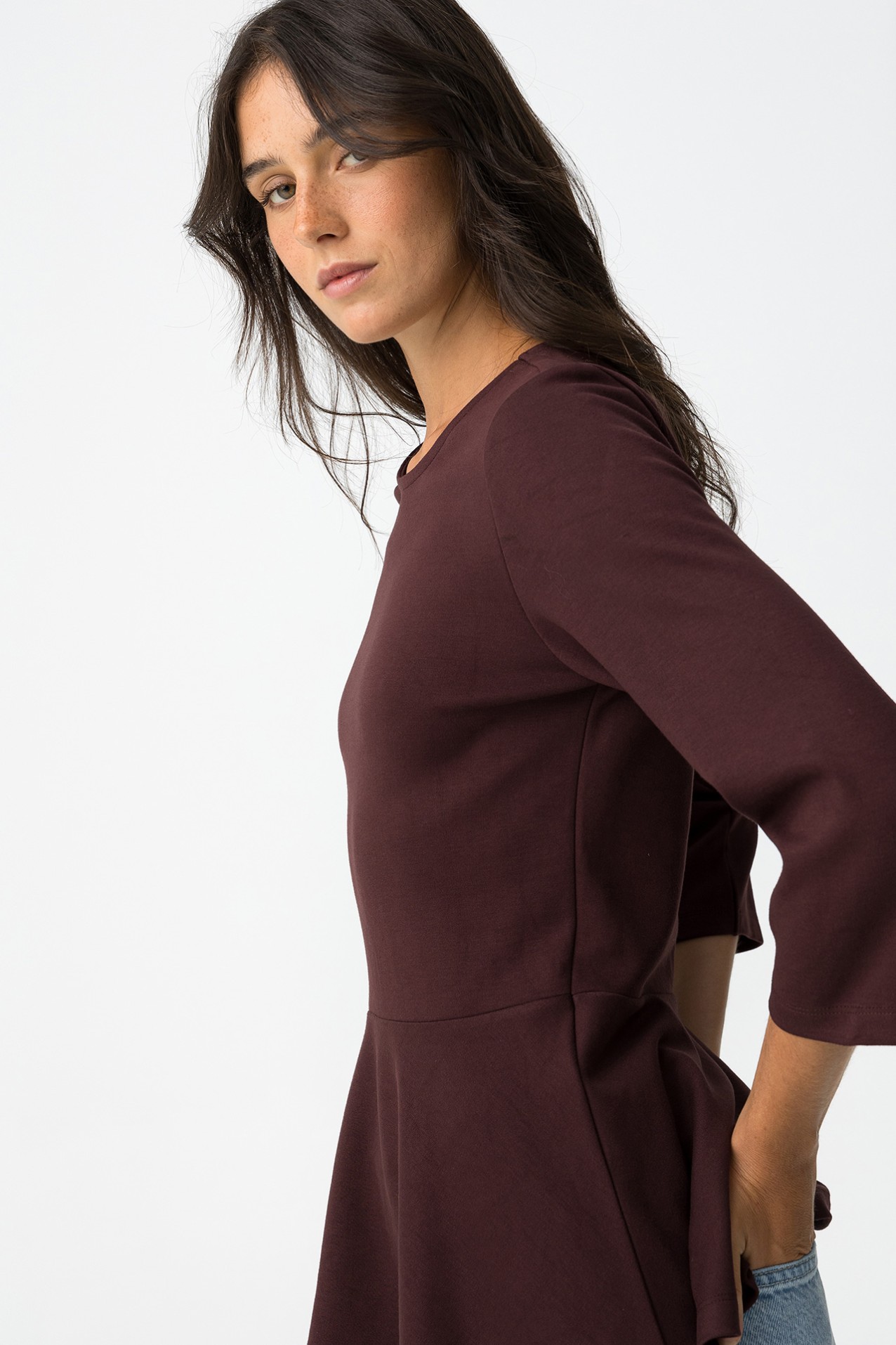 Slim T-shirt with Ruffled Hem