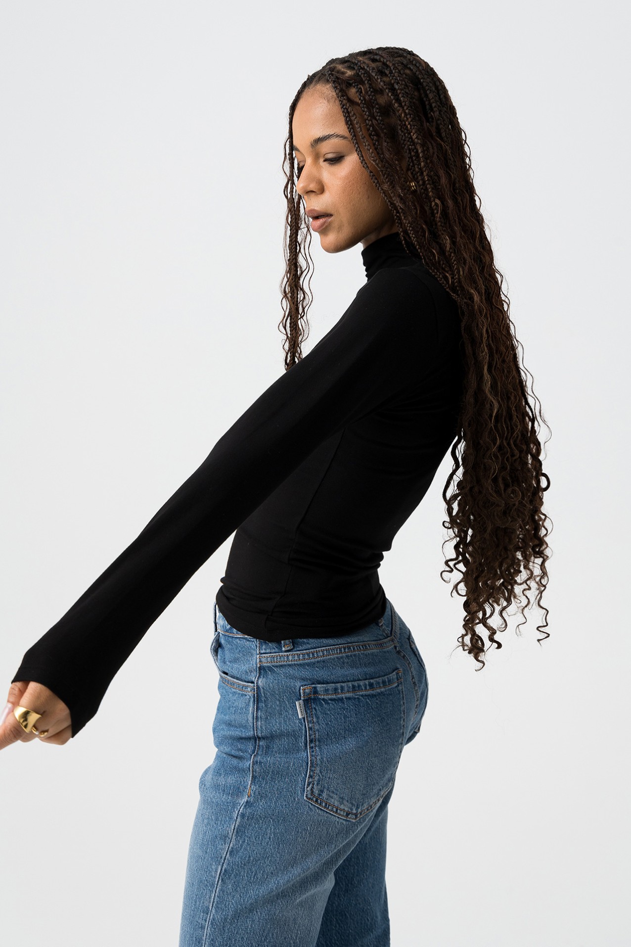 Camiseta negra ajustada